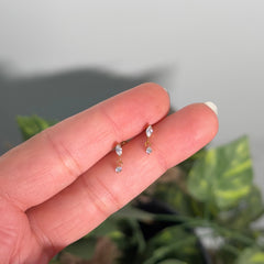 MAE STUDS ( PAIR )