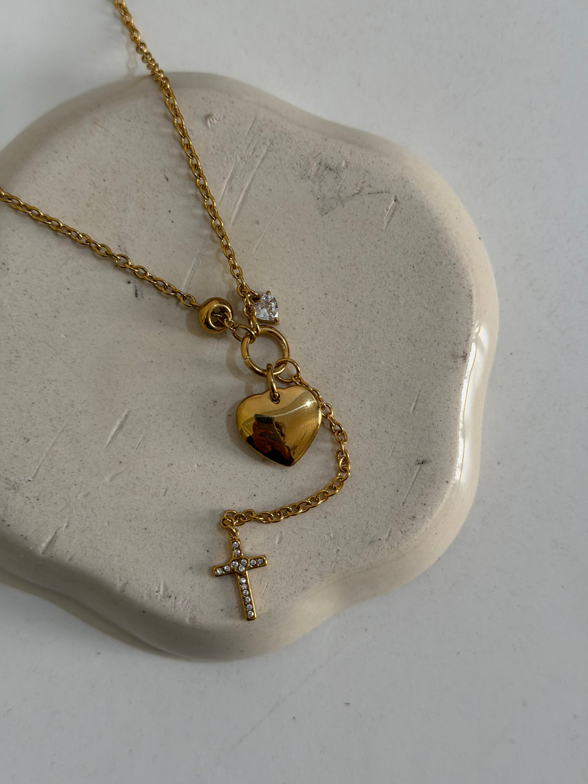 ZARIA necklace