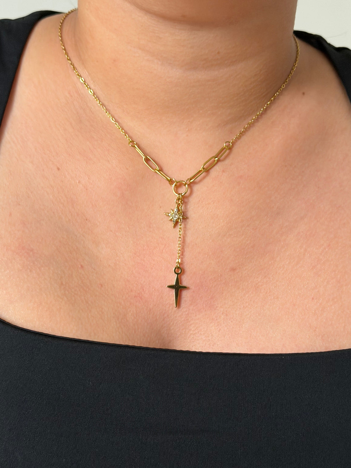 QUINCY necklace
