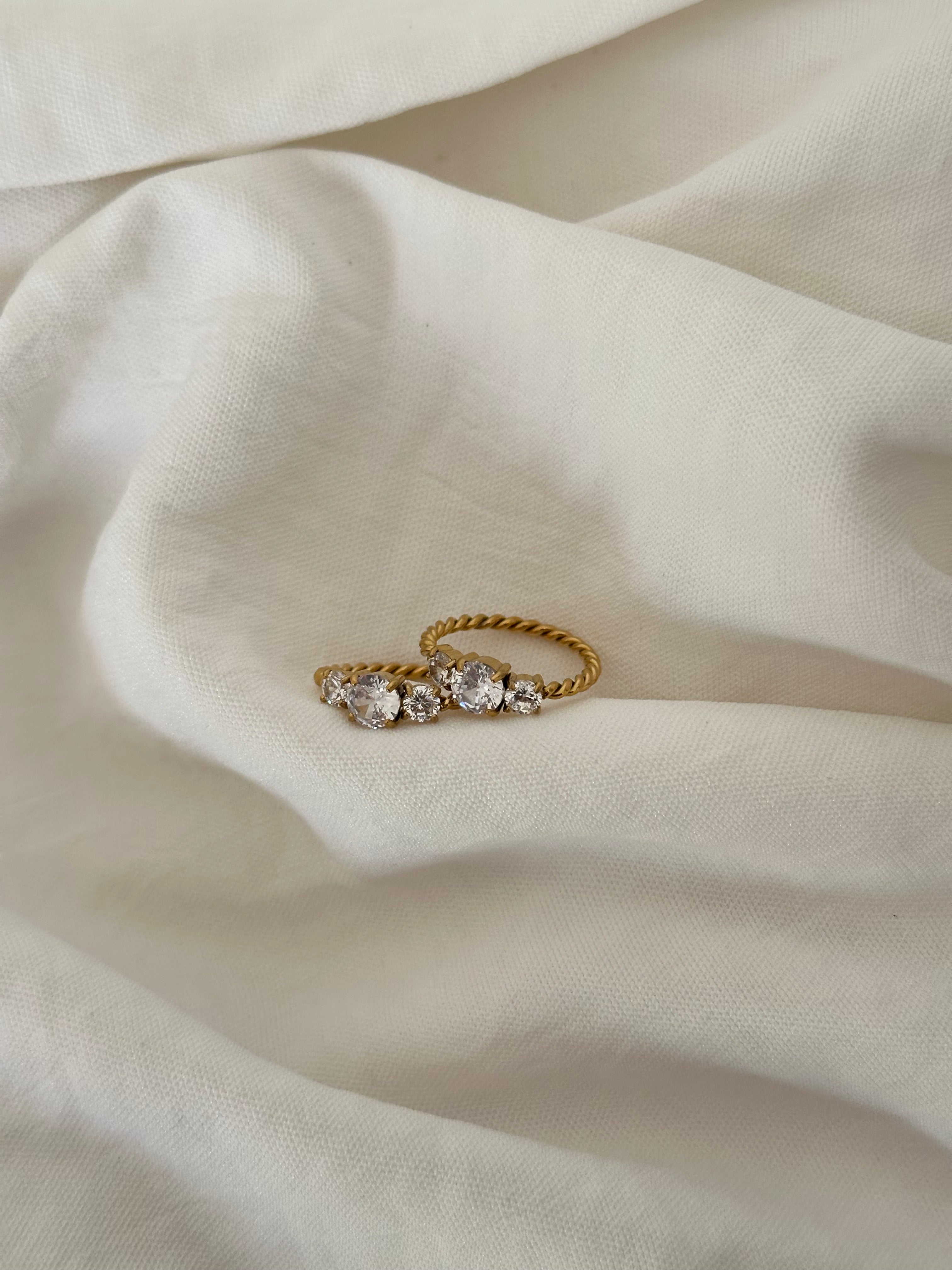 ANOUSHKA ring