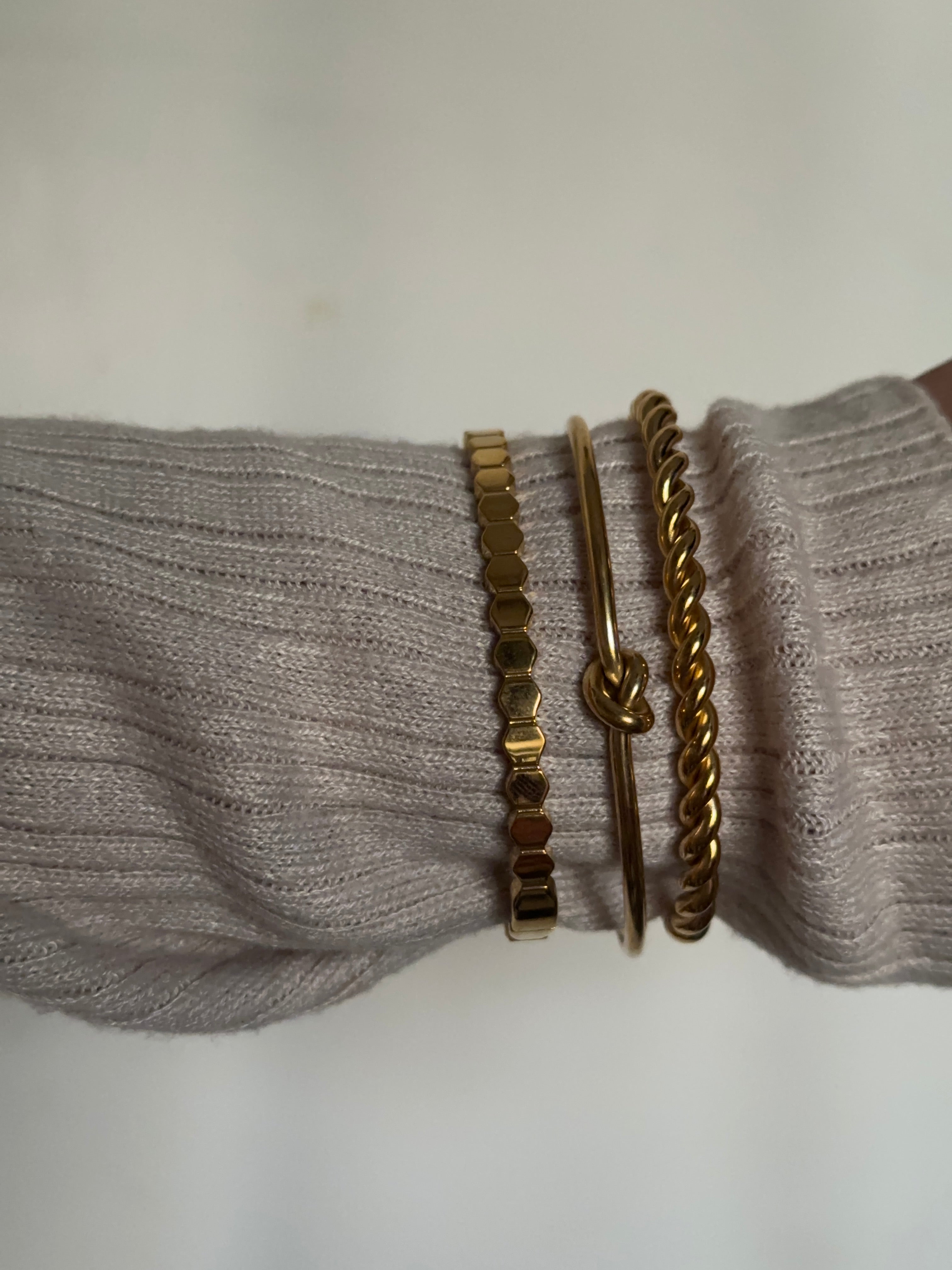 LARA Bangle
