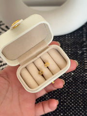 BABY EYE stud
